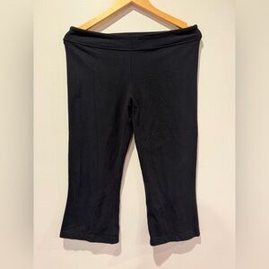 Lululemon Black 3/4 Yoga Pants - Size 10